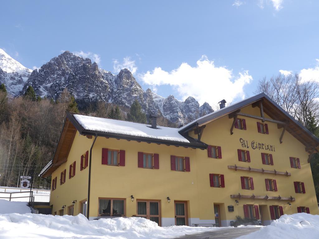 Hotel Garni Sella Cipriani Borgo Valsugana Exteriér fotografie